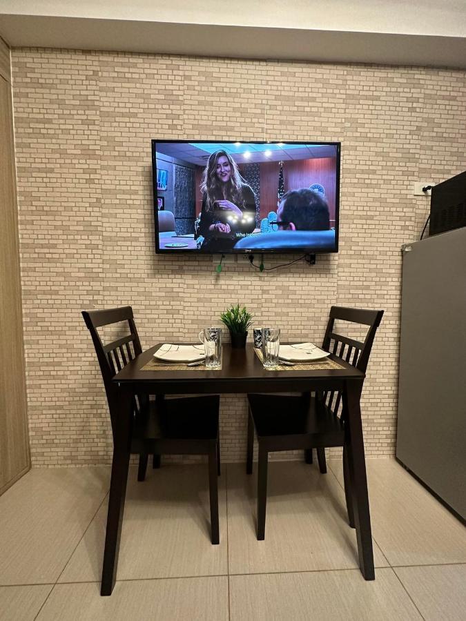Sabina'S One Bedroom Condo At Shore Tower C Manila Eksteriør bilde